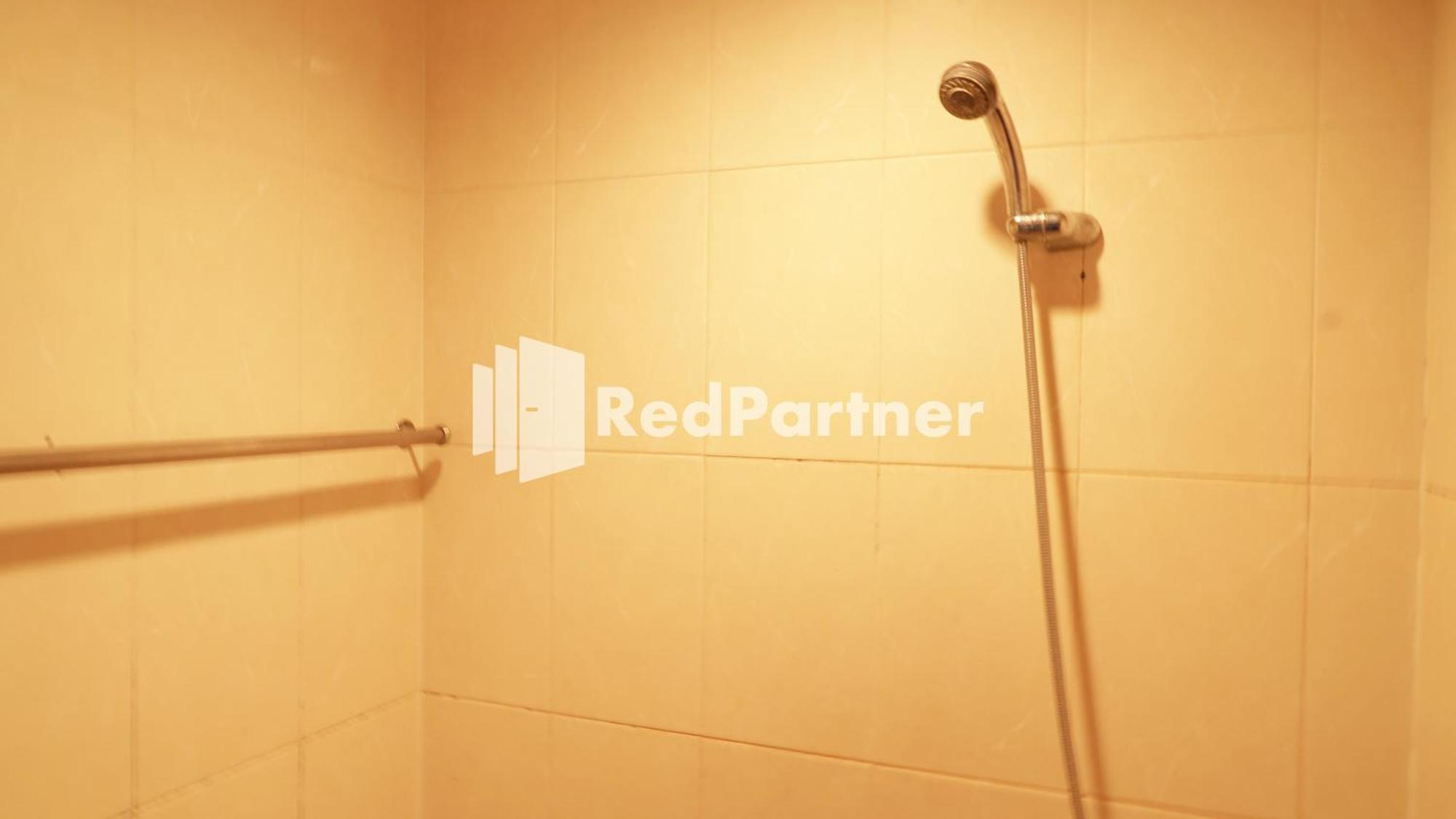 Wisma Sederhana Mitra Reddoorz Μεντάν Δωμάτιο φωτογραφία