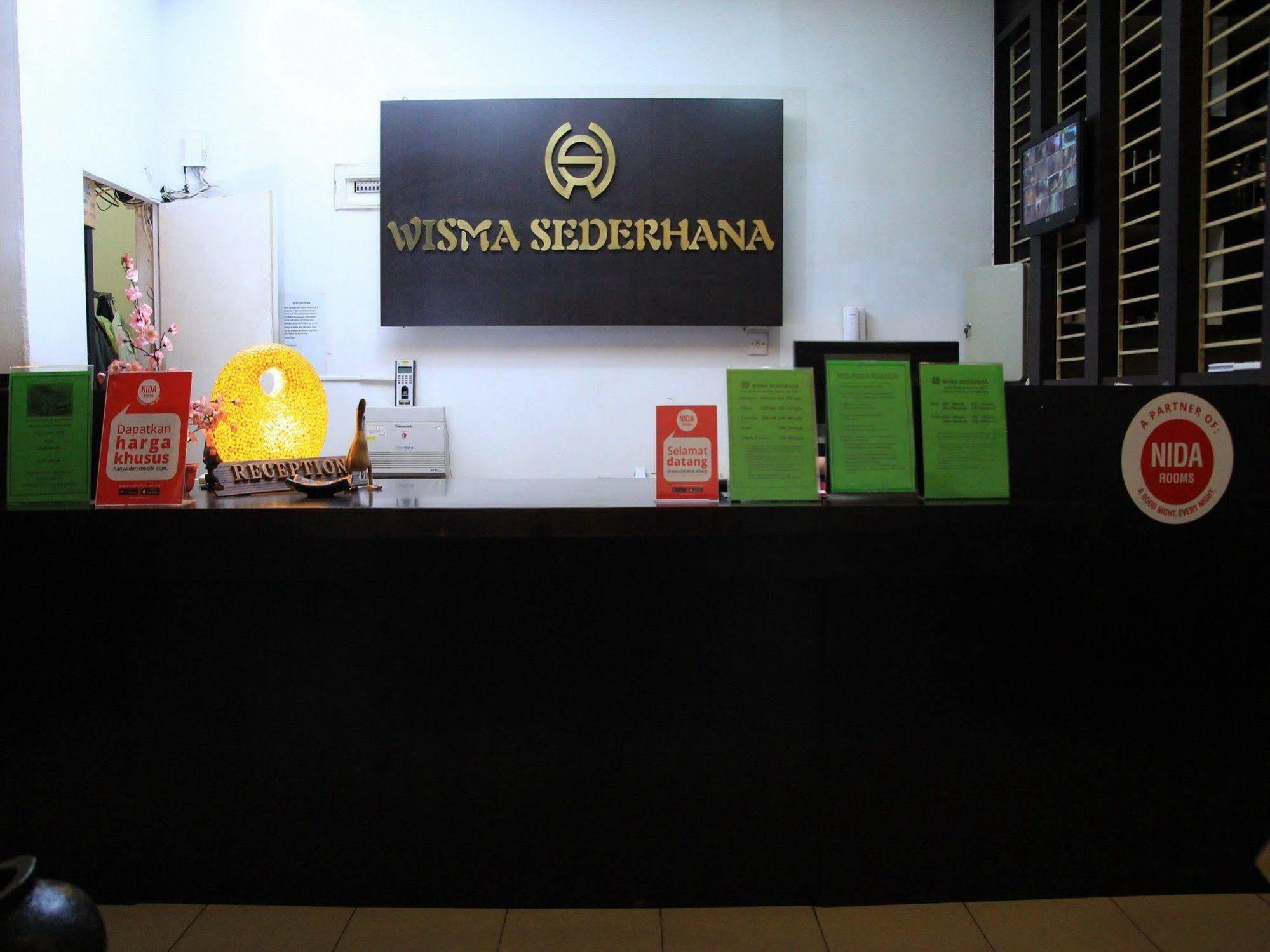 Wisma Sederhana Mitra Reddoorz Μεντάν Εξωτερικό φωτογραφία