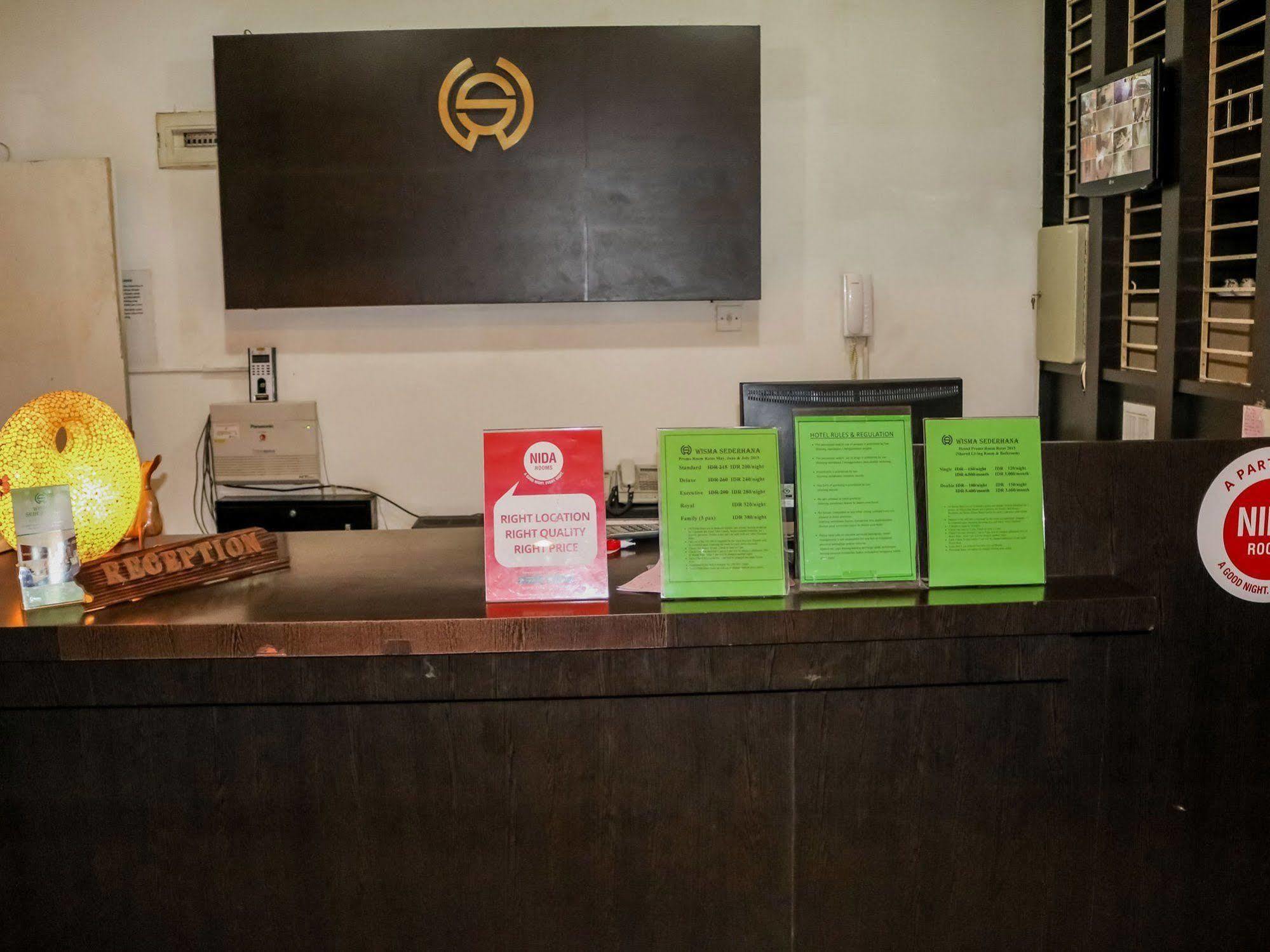 Wisma Sederhana Mitra Reddoorz Μεντάν Εξωτερικό φωτογραφία